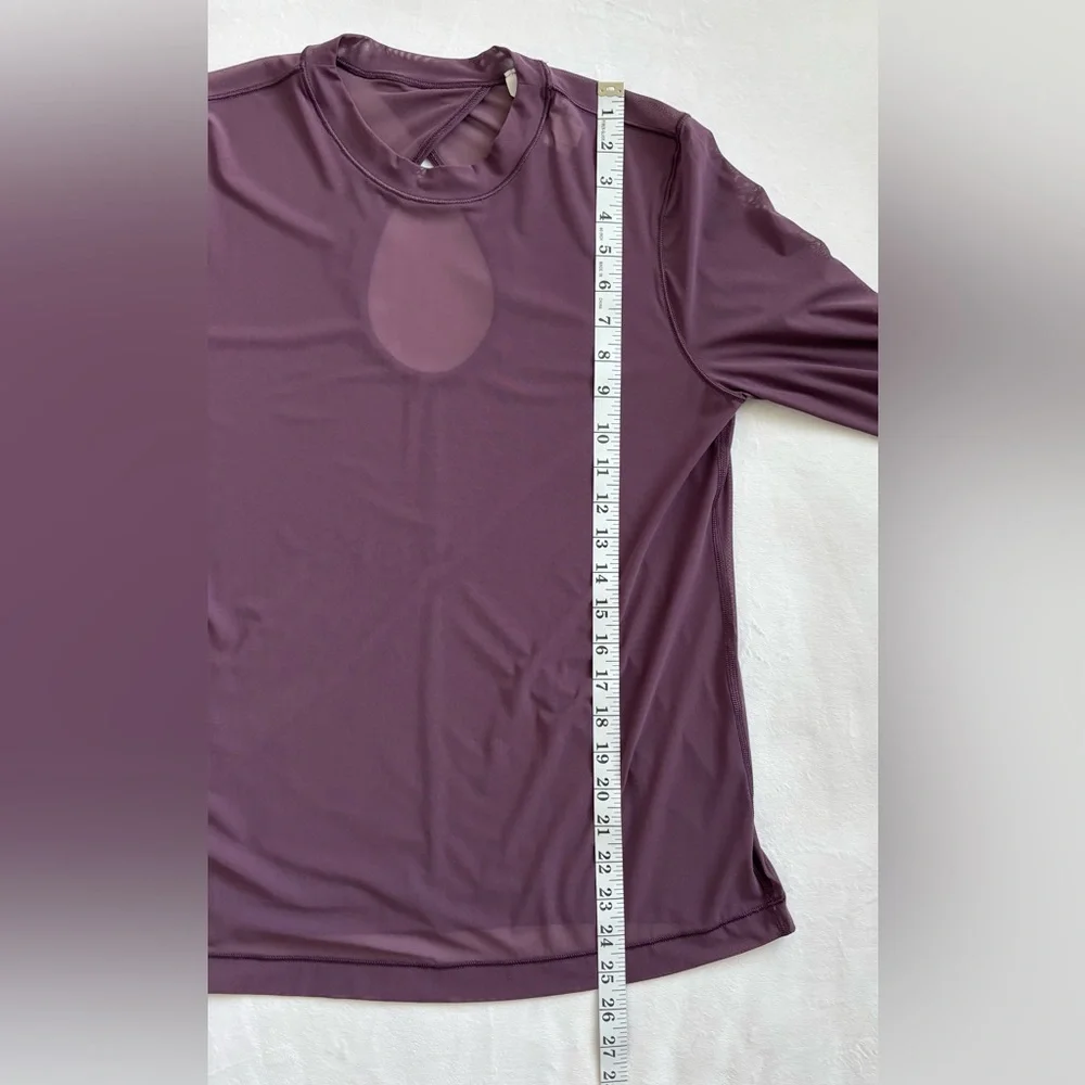 Lululemon Keyhole Mesh Long Sleeve Top Grape Thistle Size 6 NEVER WORN